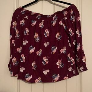 Off the shoulder floral top. Old Navy. Size Large